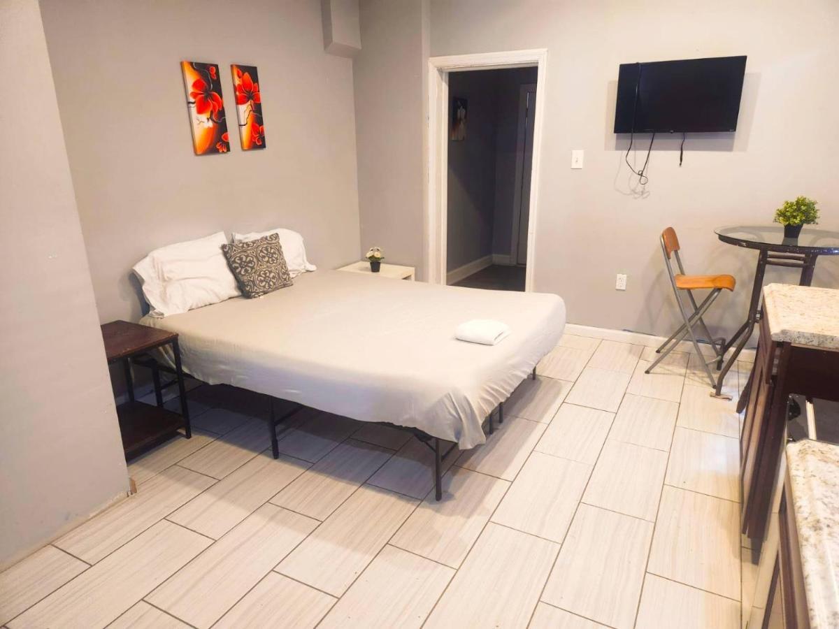 1St Floor Studio Near Airport With Small Kitchenette Filadélfia Exterior foto